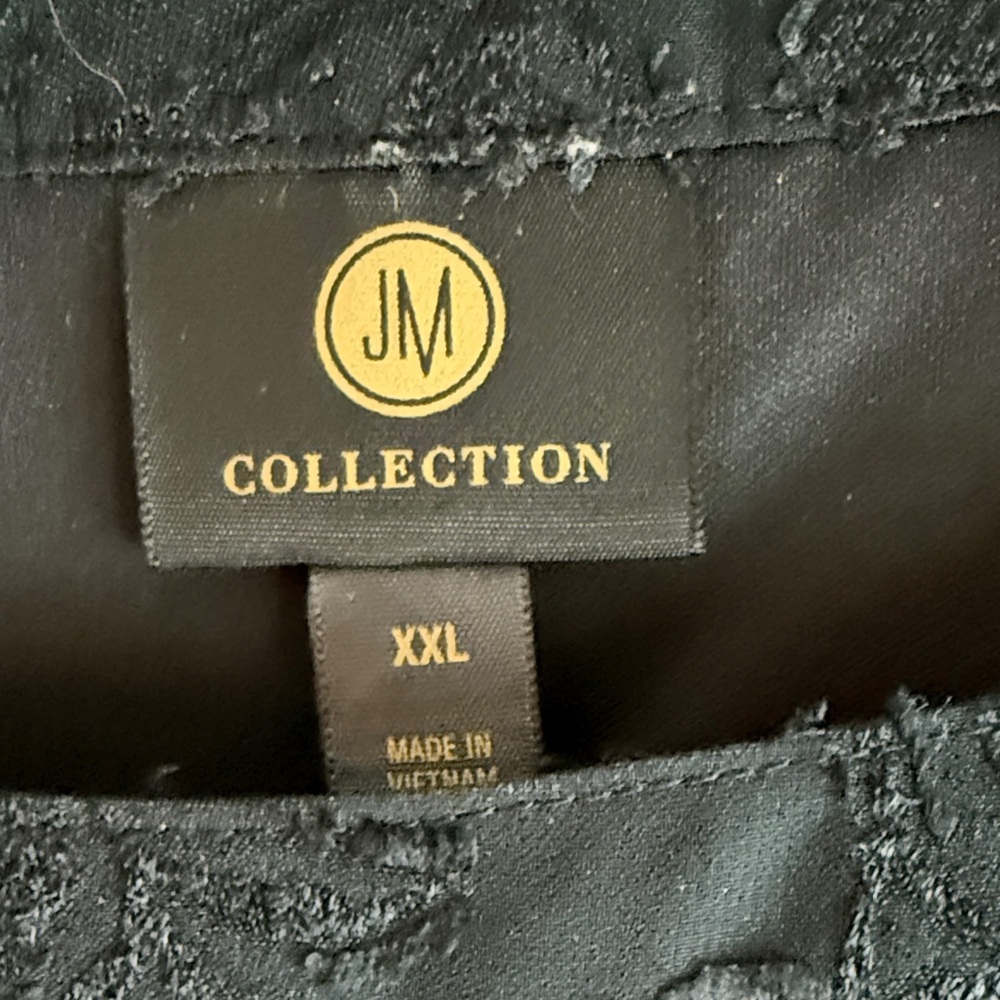 JM Collection Elegant Black Lace Blouse - Picture 2 of 5